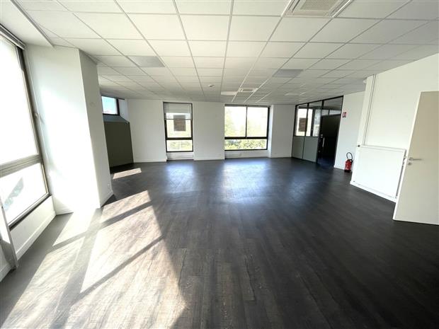 Bureau Location 44000 NANTES 1 RUE DE LA HAUTE CASSERIE