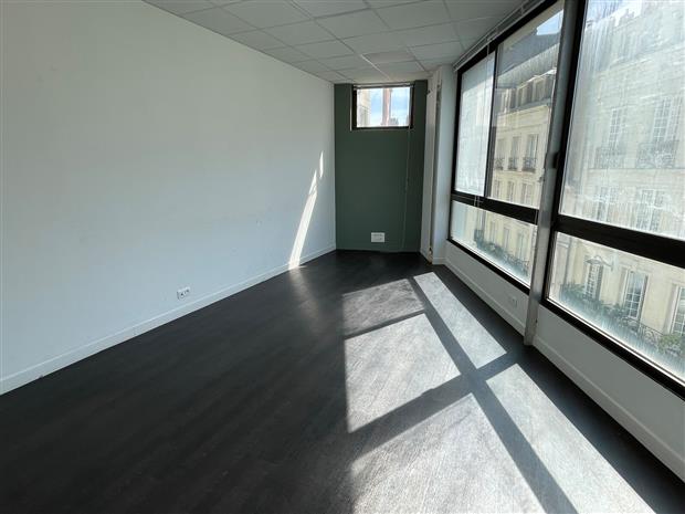 Bureau Location 44000 NANTES 1 RUE DE LA HAUTE CASSERIE