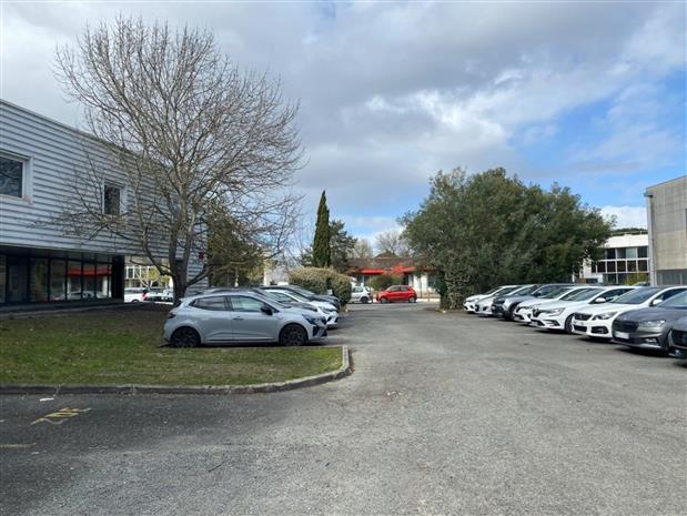 Local d'activités Location 33700 MERIGNAC