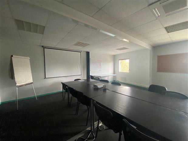 Local d'activités Location 33700 MERIGNAC