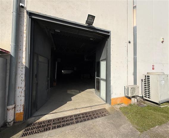 Local d'activités Location 69200 VENISSIEUX