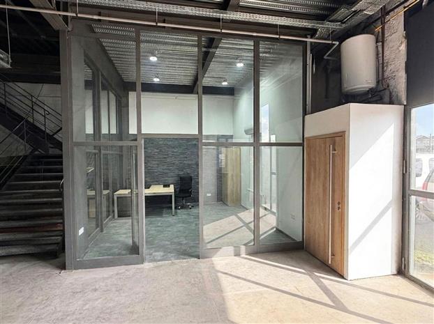 Local d'activités Location 69200 VENISSIEUX