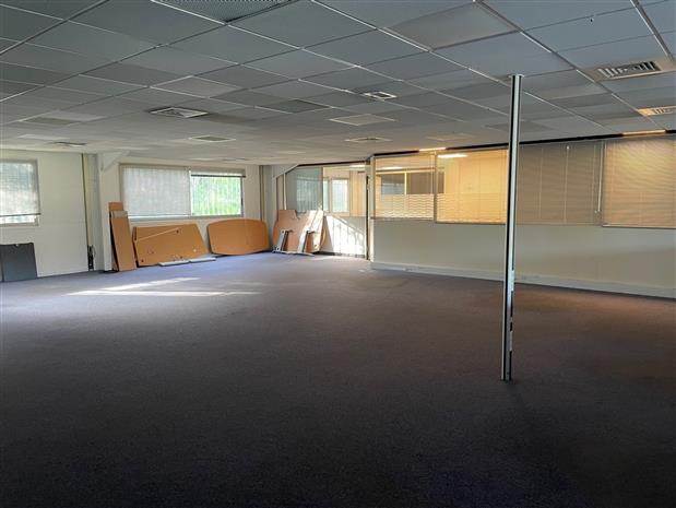 Local d'activités Location 06640 ST JEANNET