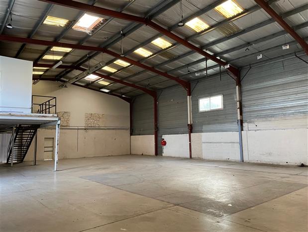 Local d'activités Location 06640 ST JEANNET