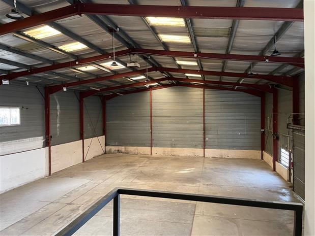 Local d'activités Location 06640 ST JEANNET