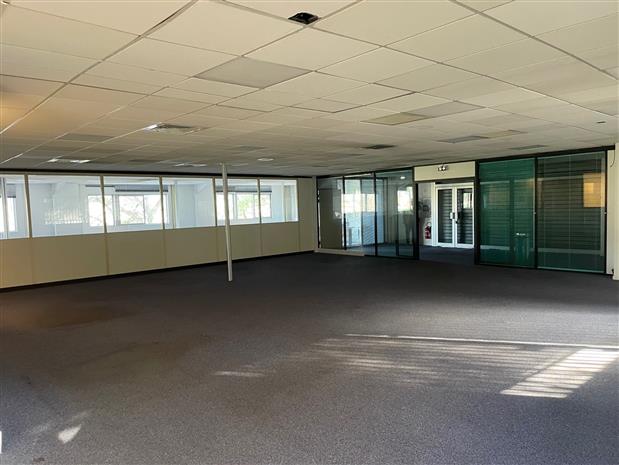 Local d'activités Location 06640 ST JEANNET