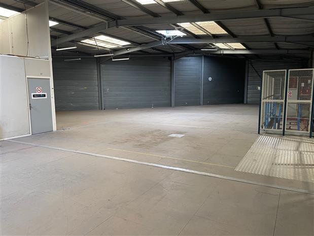 Local d'activités Vente/Location 06640 ST JEANNET