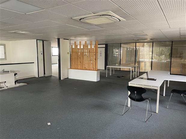 Local d'activités Vente/Location 06640 ST JEANNET