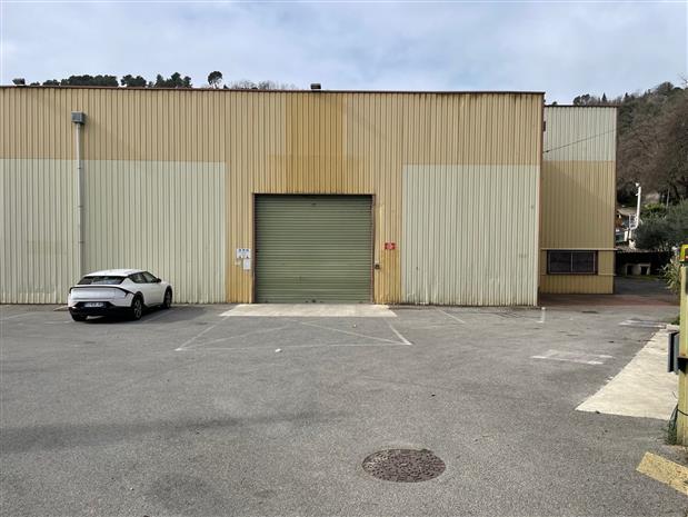 Local d'activités Location 06640 ST JEANNET