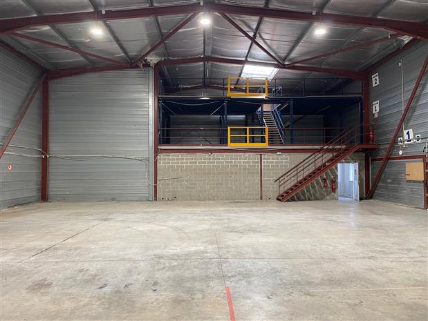 Local d'activités Location 06640 ST JEANNET