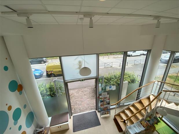 Bureau Vente/Location 35000 RENNES 18 AVENUE JACQUELINE DE ROMILLY