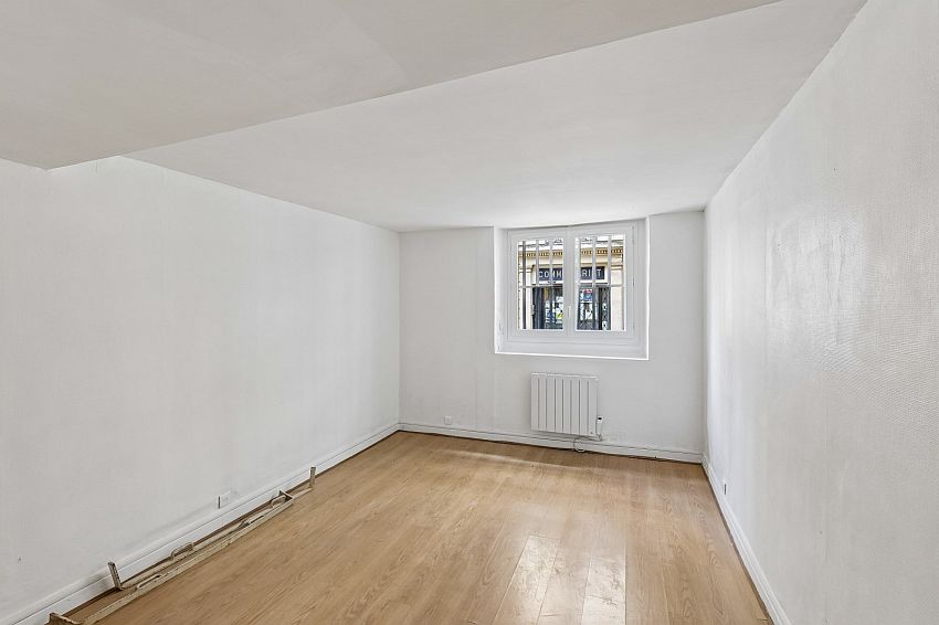 Bureau Location 75007 PARIS 11 RUE PERRONET