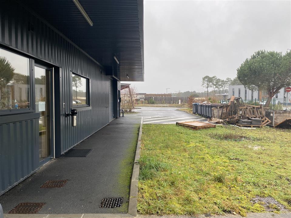 Local d'activités Location 33650 MARTILLAC