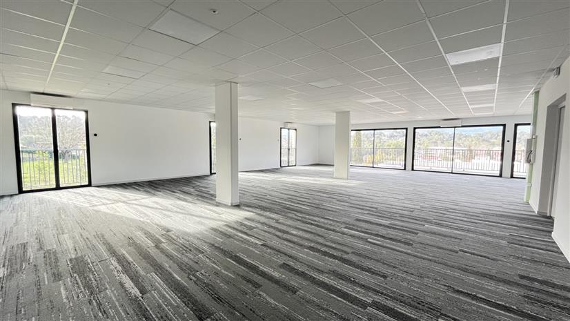 Bureau Location 06370 MOUANS SARTOUX