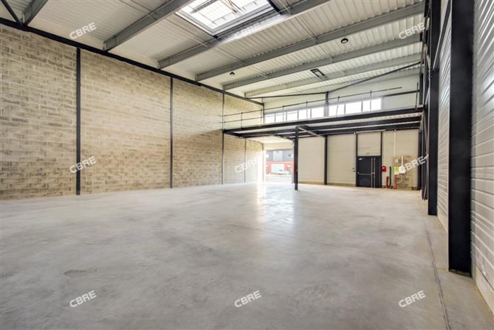 Local d'activités Location 91540 MENNECY