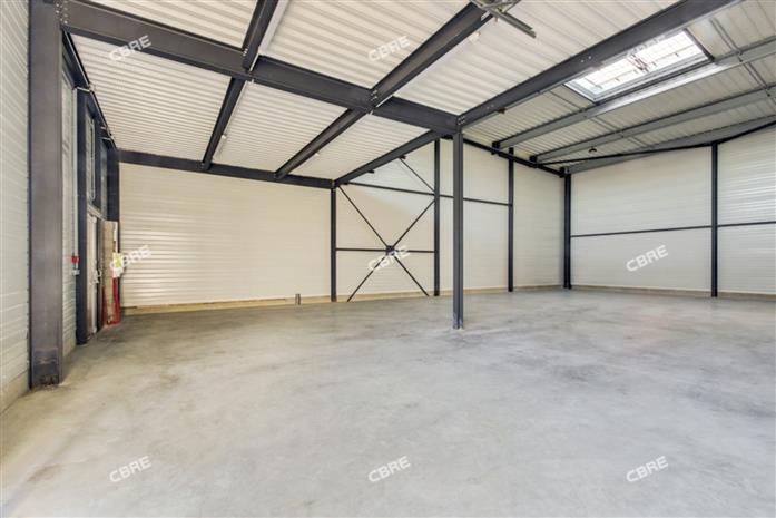 Local d'activités Location 91540 MENNECY