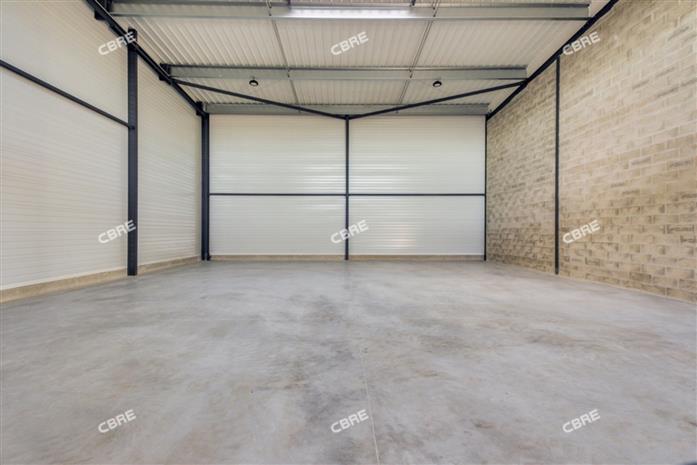 Local d'activités Location 91540 MENNECY