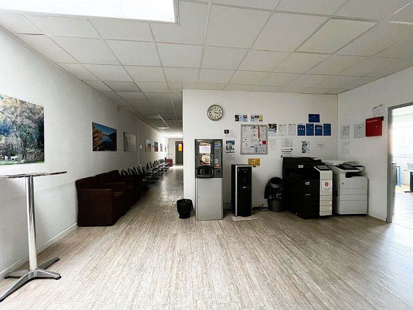 Bureau Location 06270 VILLENEUVE LOUBET
