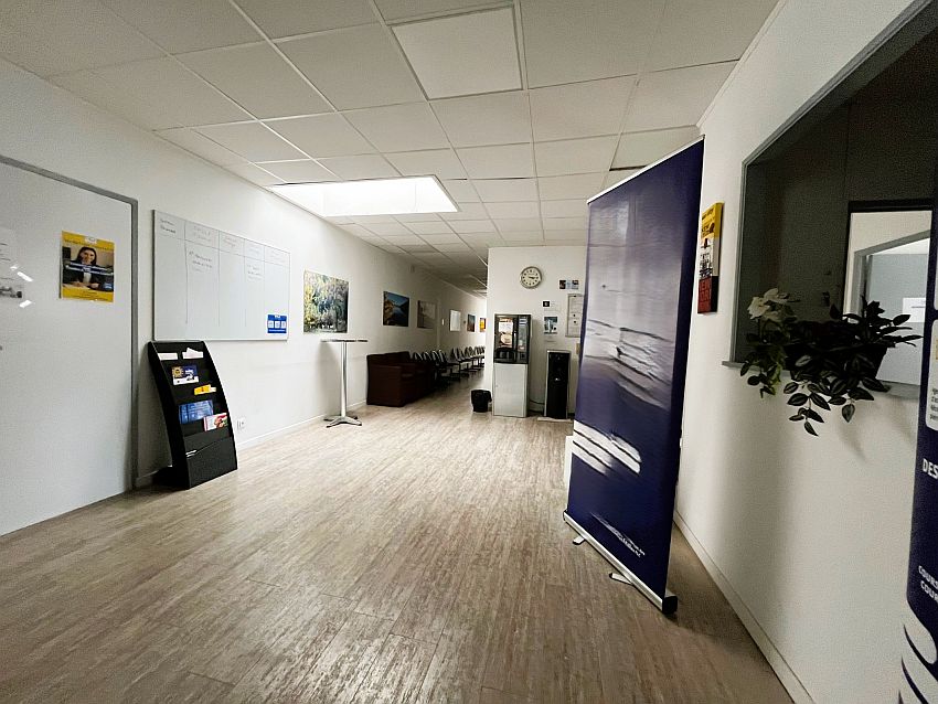 Bureau Location 06270 VILLENEUVE LOUBET