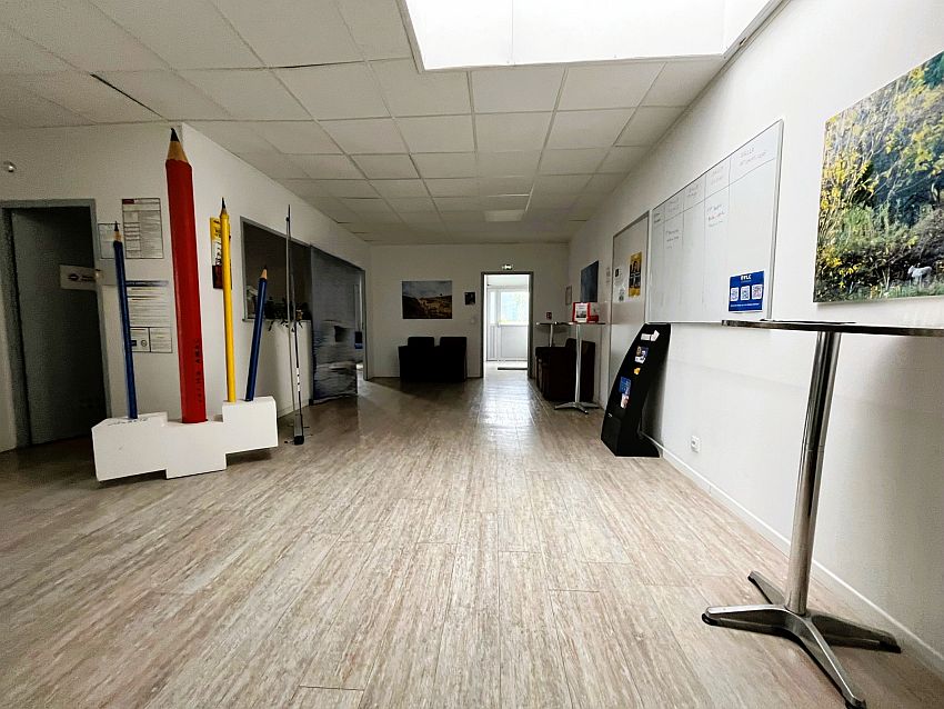 Bureau Location 06270 VILLENEUVE LOUBET