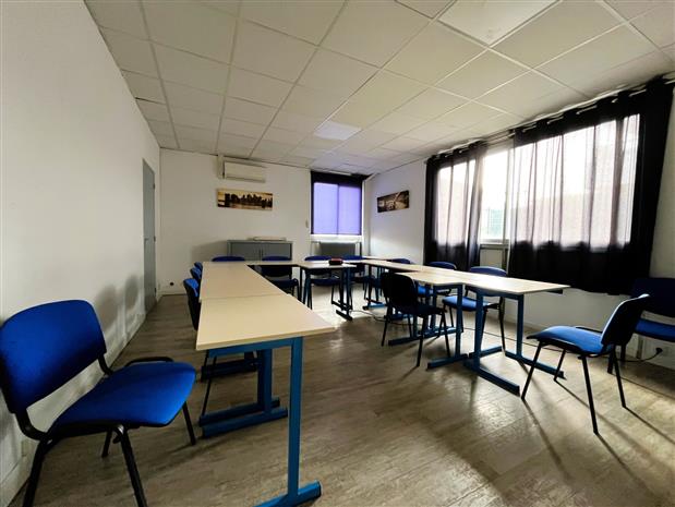 Bureau Location 06270 VILLENEUVE LOUBET