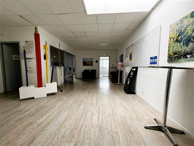 Bureau Location 06270 VILLENEUVE LOUBET