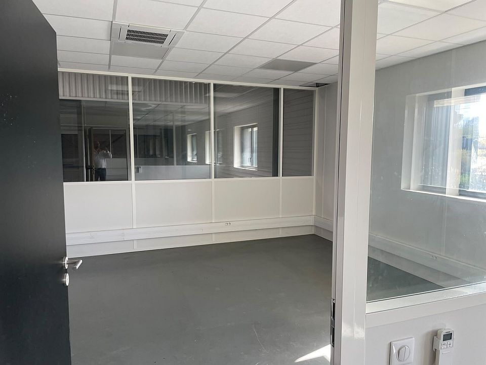 Entrepôt / Local d'activités Location 33440 AMBARES ET LAGRAVE