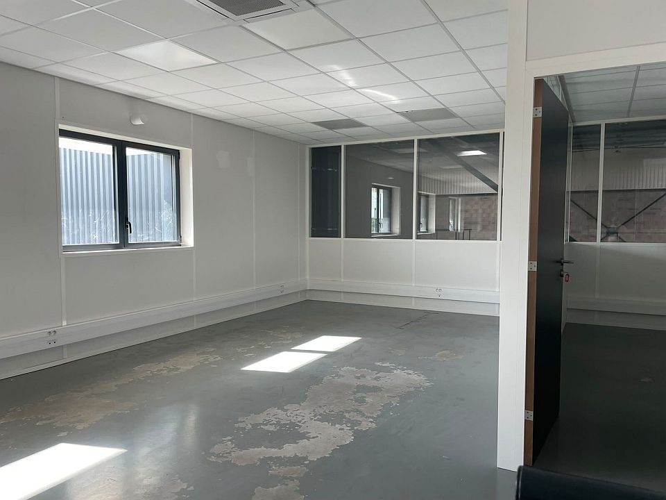 Entrepôt / Local d'activités Location 33440 AMBARES ET LAGRAVE