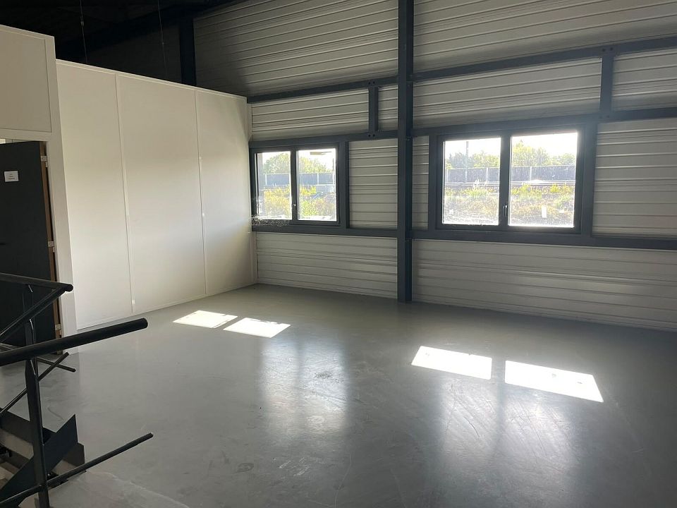 Entrepôt / Local d'activités Location 33440 AMBARES ET LAGRAVE