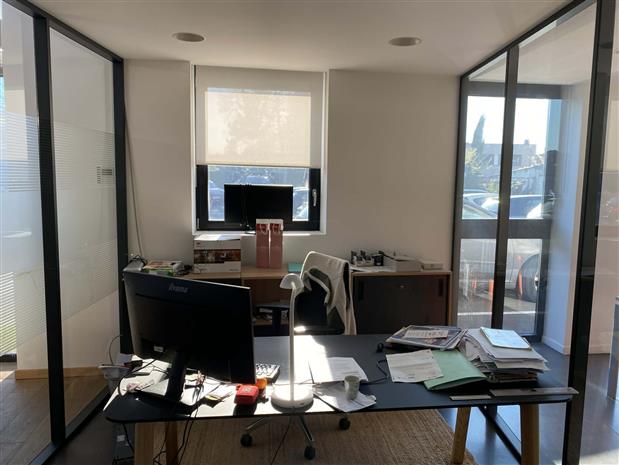 Bureau Location 59290 WASQUEHAL