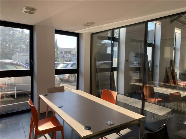 Bureau Location 59290 WASQUEHAL