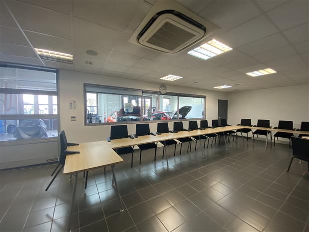 Local d'activités Location 33700 MERIGNAC