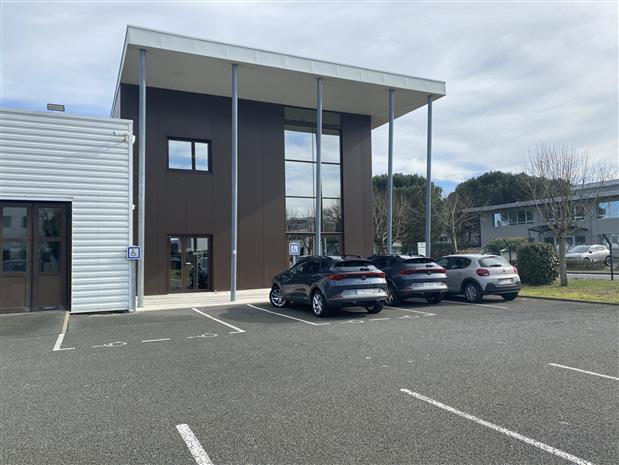 Local d'activités Location 33700 MERIGNAC