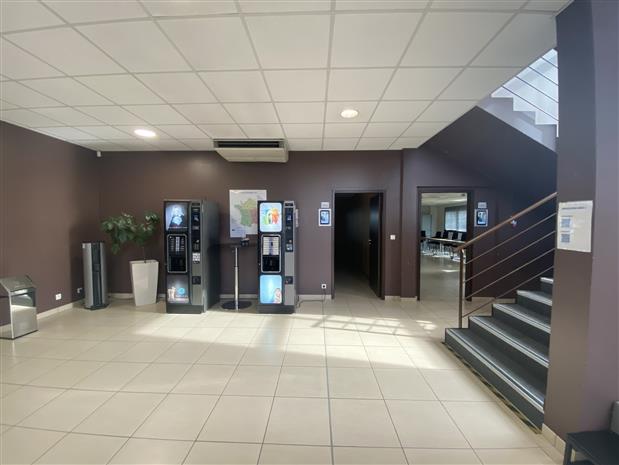 Local d'activités Location 33700 MERIGNAC