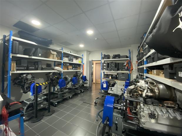 Local d'activités Location 33700 MERIGNAC