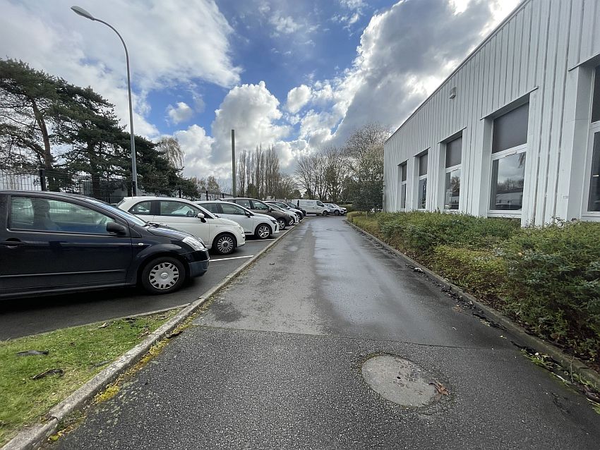Local d'activités Location 59260 LEZENNES