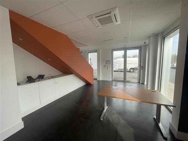 Local d'activités Location 59290 WASQUEHAL