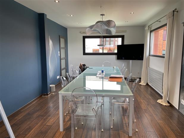 Local d'activités Location 69400 GLEIZE