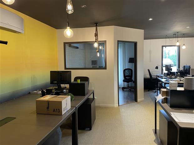 Local d'activités Location 69400 GLEIZE