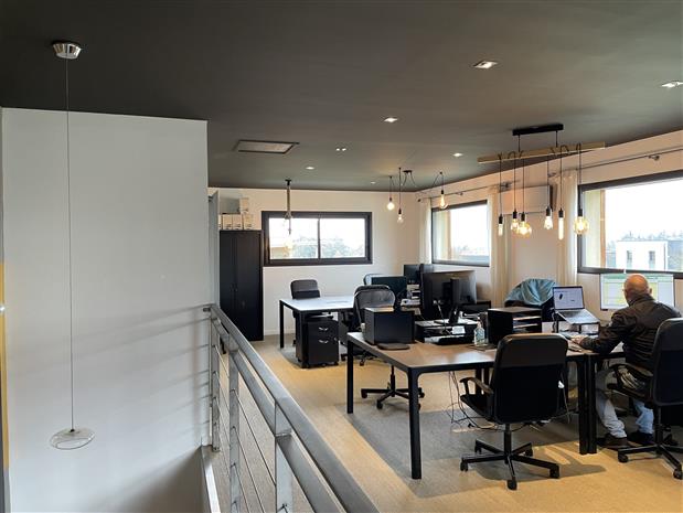 Local d'activités Location 69400 GLEIZE