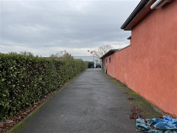 Local d'activités Location 69400 GLEIZE