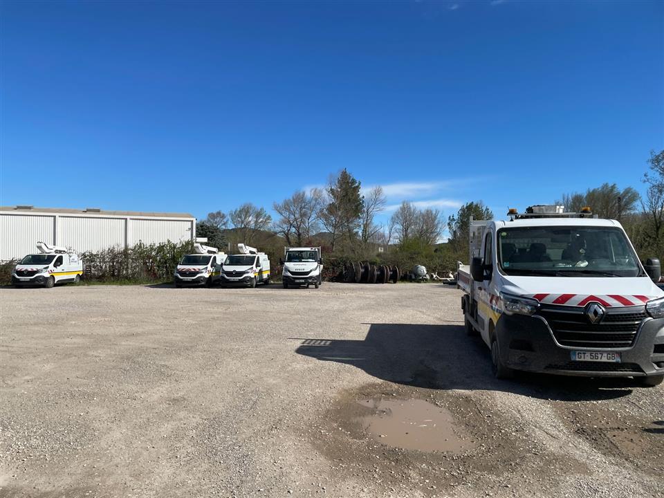 Local d'activités Location 83170 BRIGNOLES