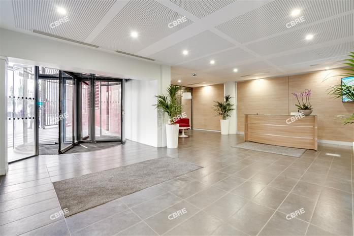 Bureau Location 75018 PARIS