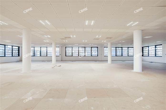 Bureau Location 75018 PARIS