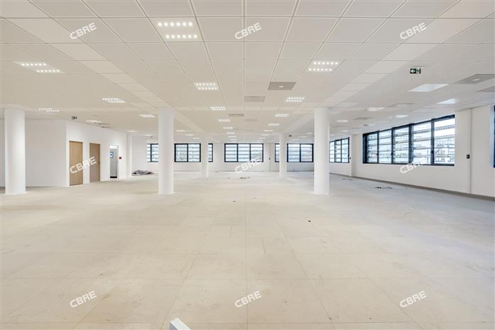 Bureau Location 75018 PARIS