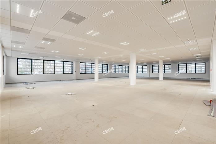 Bureau Location 75018 PARIS