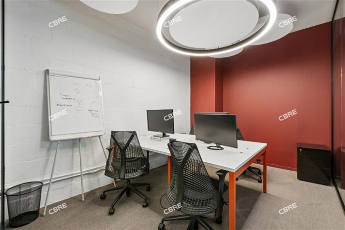 Bureau Location 75018 PARIS