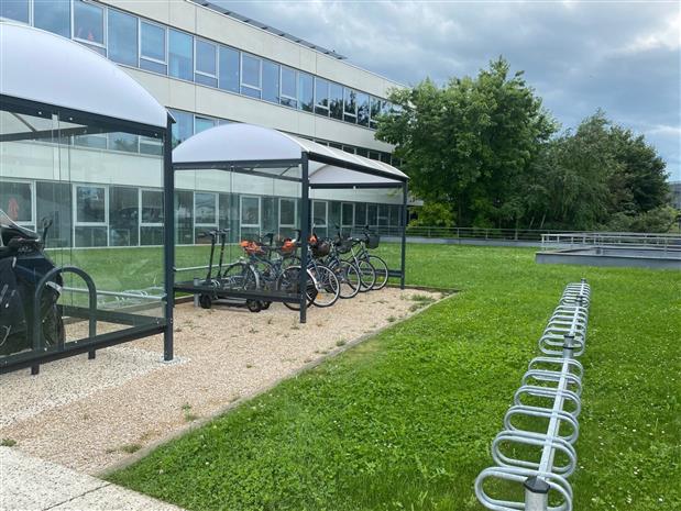 Bureau Vente 69125 COLOMBIER SAUGNIEU  AEROPORT LYON SAINT EXUPERY