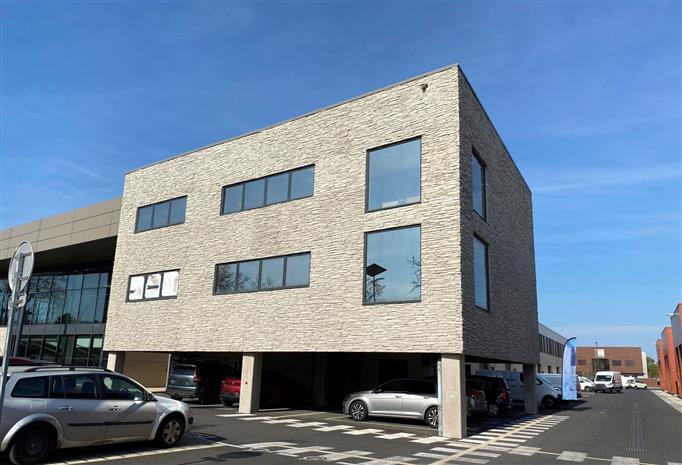 Chargement de l'image...