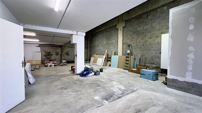 Local d'activités Location 06600 ANTIBES 165 RUE DES CISTES